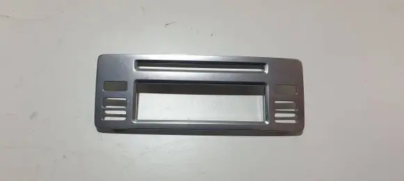 Volvo V70 Radio/GPS head unit trim 1303415