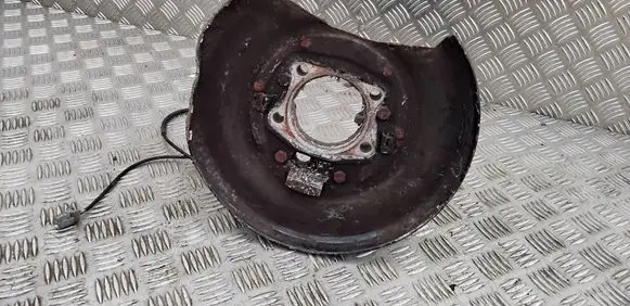 Volvo XC70 Rear wheel hub P30714258