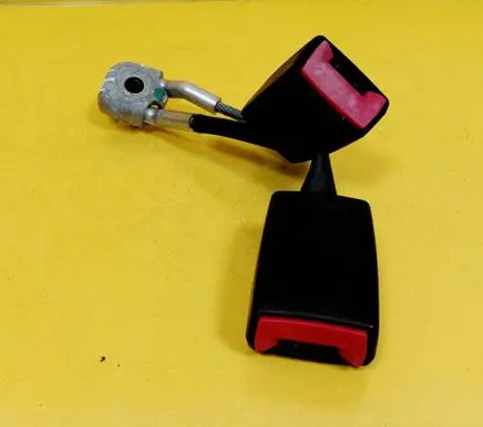 Audi A3 S3 8L Rear seatbelt buckle 8L0857739A