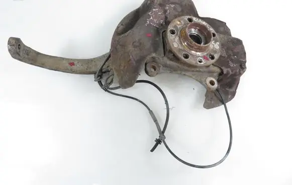 Alfa Romeo 159 Front wheel hub spindle knuckle