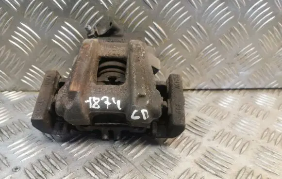 BMW 2 F22 F23 Rear brake caliper