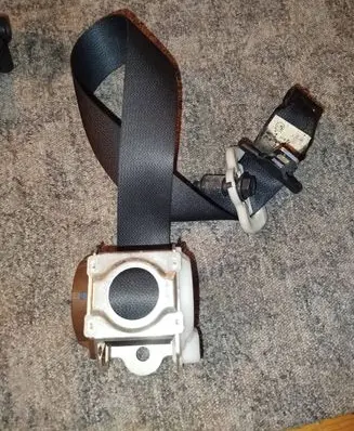 Nissan Qashqai+2 Rear seatbelt 502SG2F2BA 1802201329