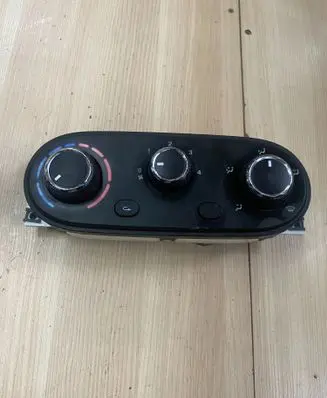 Iveco Daily 6th gen Climate control unit