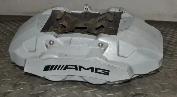 Mercedes-Benz C W205 Front brake caliper