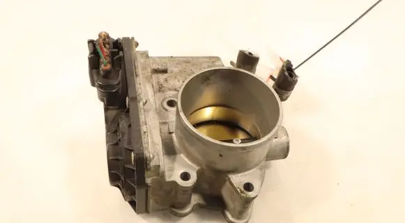 Suzuki SX4 Throttle body valve 4L231450