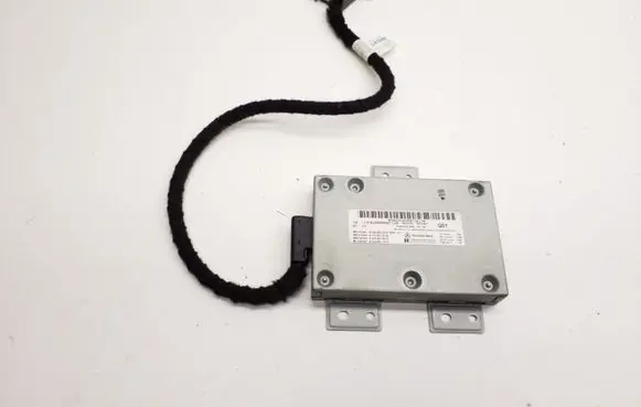 Mercedes-Benz E C207 W207 Head unit multimedia control A2049000300