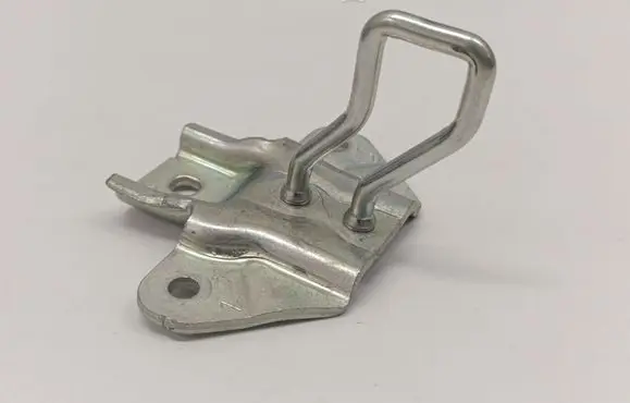 BMW iX1 Tailgate lock loop/hook striker 8494137