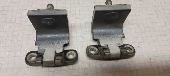 Volkswagen Polo Tailgate/trunk/boot hinge