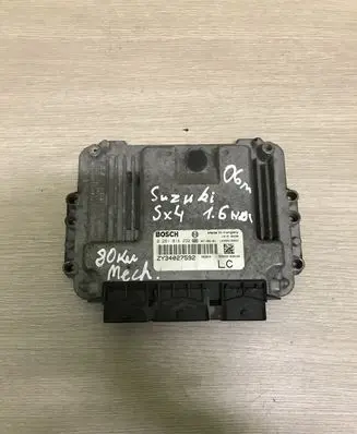 Suzuki SX4 Engine control unit/module 0281014232
