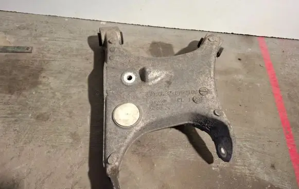 BMW 7 E65 E66 Rear upper control arm/wishbone 6753109
