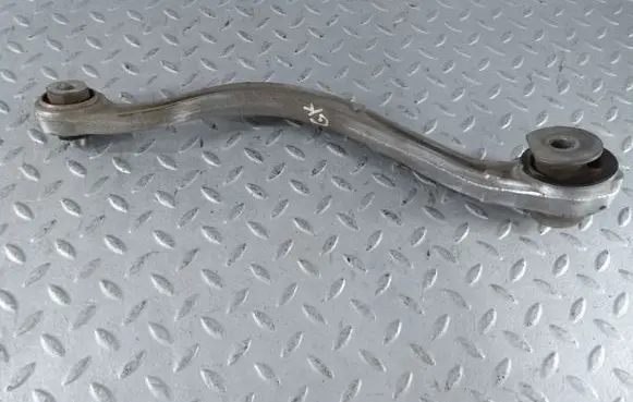 Citroen DS5 Rear control arm 9801145880