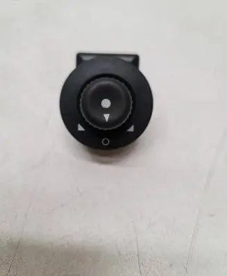Citroen Berlingo Wing mirror switch 185526