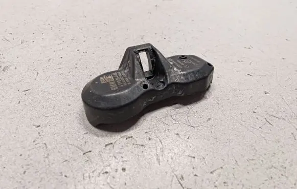 BMW X5 E70 Tire pressure sensor 6790054 36106790054 36106856227