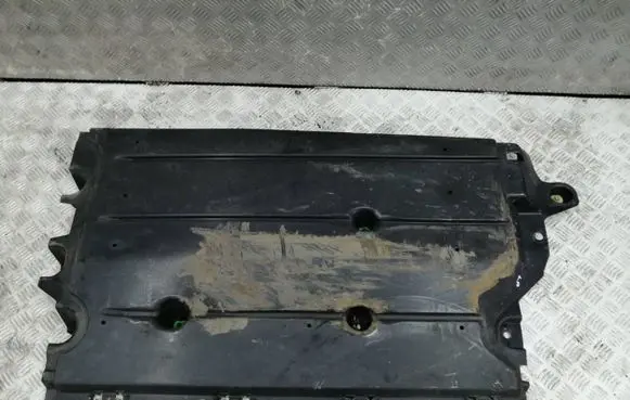 Citroen C4 III e-C4 Center/middle under tray cover 9831674580 9642679880