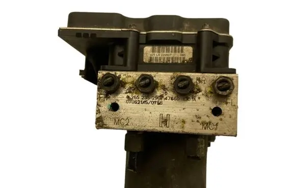 Nissan Qashqai ABS Pump 0265950674