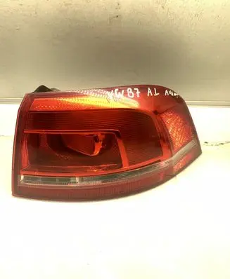 Volkswagen PASSAT B7 Rear/tail lights 3AF945096E