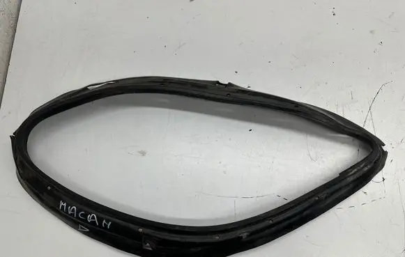 Porsche Macan (95B) Headlight part 7600220199