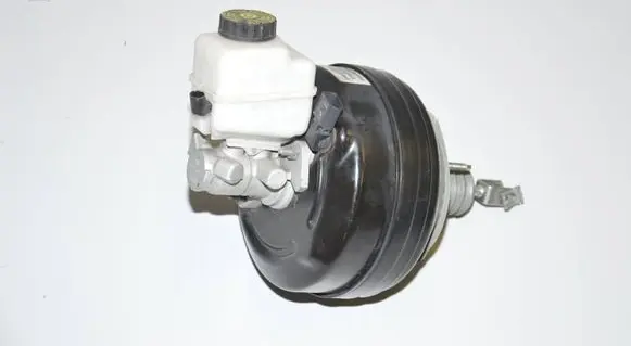 BMW i8 Brake booster 6866744 6856290