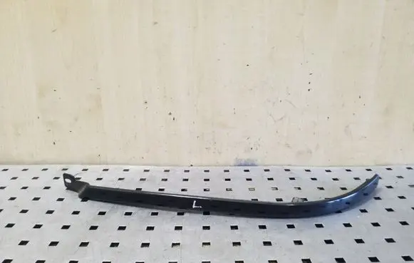 Under headlight/headlamp trim
