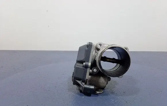 Hyundai i20 (GB IB) Throttle body valve 35100-2A900