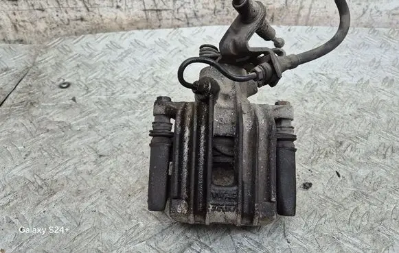 Skoda Octavia Mk2 (1Z) Rear brake caliper