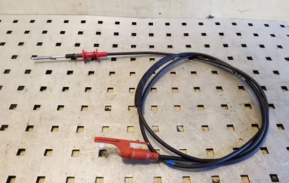 Volvo XC90 Steering wheel lock 8689419