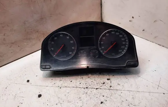 Volkswagen Golf V Speedometer (instrument cluster) 1K0920850L