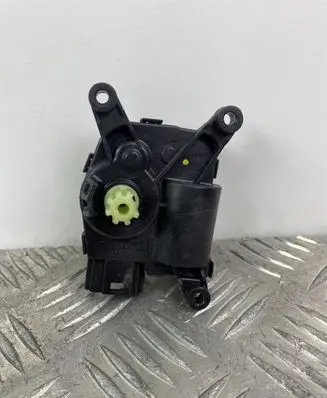 Jeep Cherokee Air flap motor/actuator AA1138003790