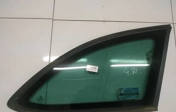 Skoda Superb B6 (3T) Rear side window as2