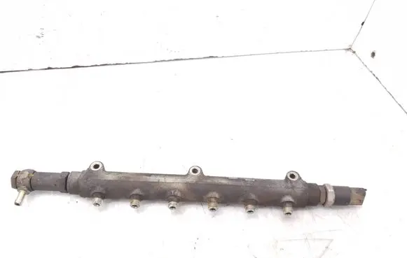 Volvo S60 Fuel main line pipe 8658252 0445215010 0281002527