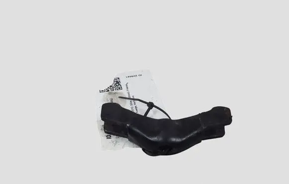 Opel Corsa D Fuel Injector clamp holder