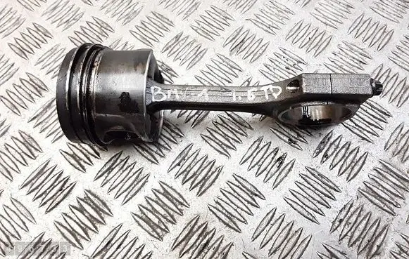 BMW 1 F20 F21 Piston with connecting rod n47d16a