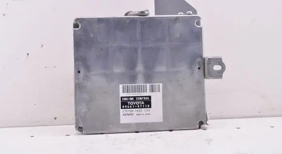 Toyota Prius (XW20) Engine control unit/module 8966147110