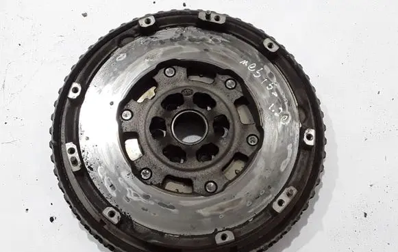 Renault Megane III Dual mass flywheel 123005344R