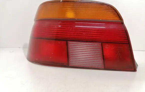BMW 5 E39 Rear/tail lights 8358031