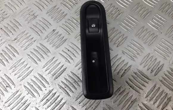 Renault Scenic II - Grand scenic II Quarter vent window switch 156013870