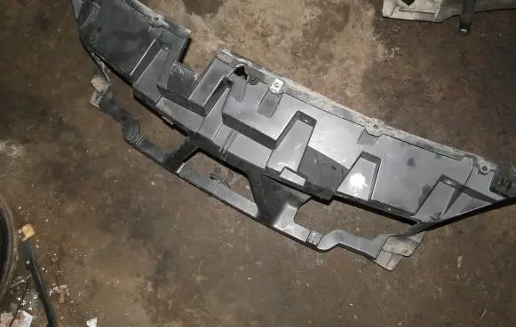 Renault Scenic II - Grand scenic II Radiator support slam panel 8200140174