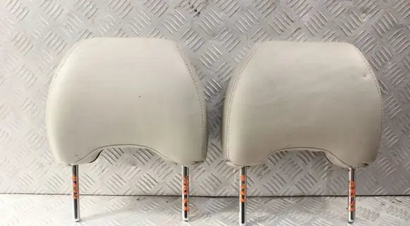 Nissan 200 SX Front seat headrest 