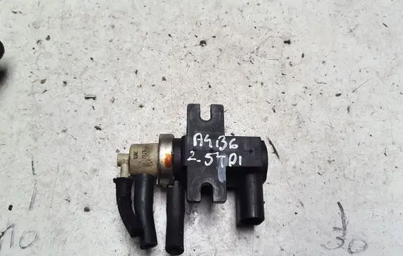 Audi A4 S4 B6 8E 8H Turbo solenoid valve 1J0906627B