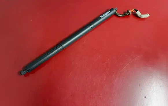 BMW X1 F48 F49 Tailgate/trunk strut/damper 7481807