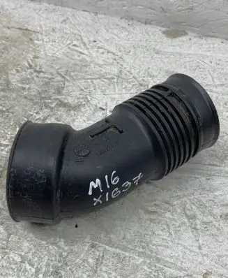 Opel Astra L Air intake hose/pipe 1203241S