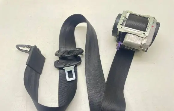 Audi A6 S6 C6 4F Front seatbelt 4F0857705A