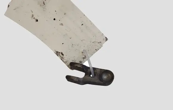 Mercedes-Benz C W204 Fuel Injector clamp holder