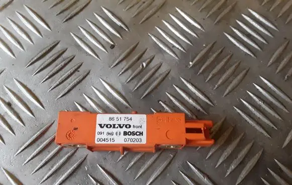 Volvo XC90 Airbag deployment crash/impact sensor 8651754