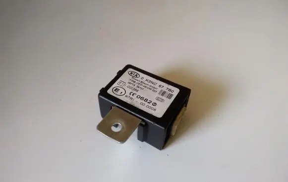 Hyundai Santa Fe Immobilizer control unit/module 97RI000008 0K2NC677B0