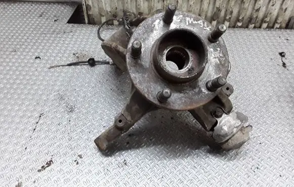 Ford Focus C-MAX Front wheel hub spindle knuckle
