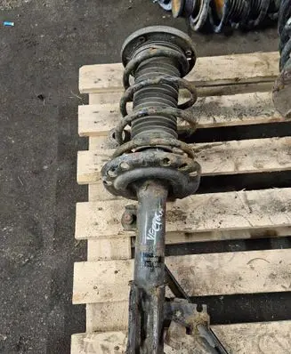 Opel Vectra C Front shock absorber with coil spring 453684R