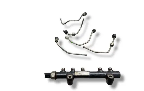 Ford Focus Fuel main line pipe 9685297580 28497Z01 141220367