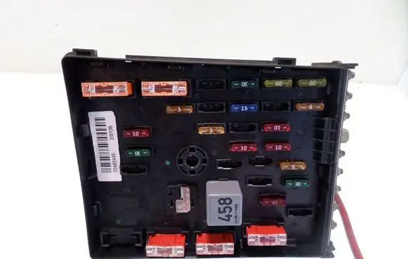 Volkswagen PASSAT B6 Fuse module 3C097125