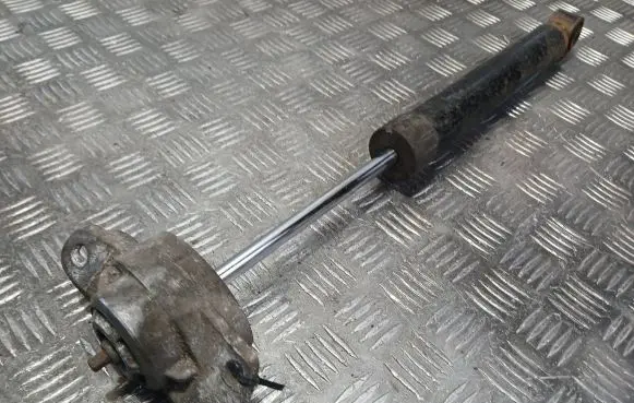 Skoda Octavia Mk2 (1Z) Rear shock absorber/damper